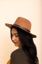 Charger l&#39;image dans la galerie, Pinched Front Western Style Hat

