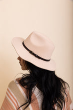 Charger l&#39;image dans la galerie, Pinched Front Western Style Hat
