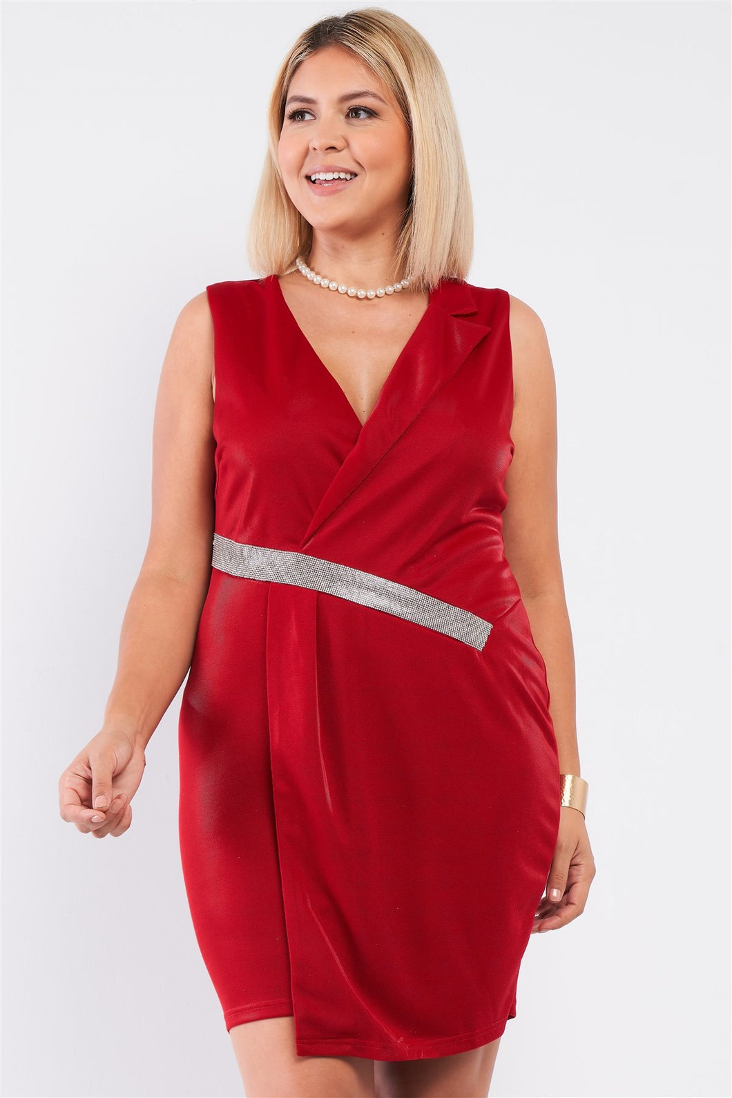 Mini robe blazer ajustée asymétrique sans manches, col en V, détail strass
