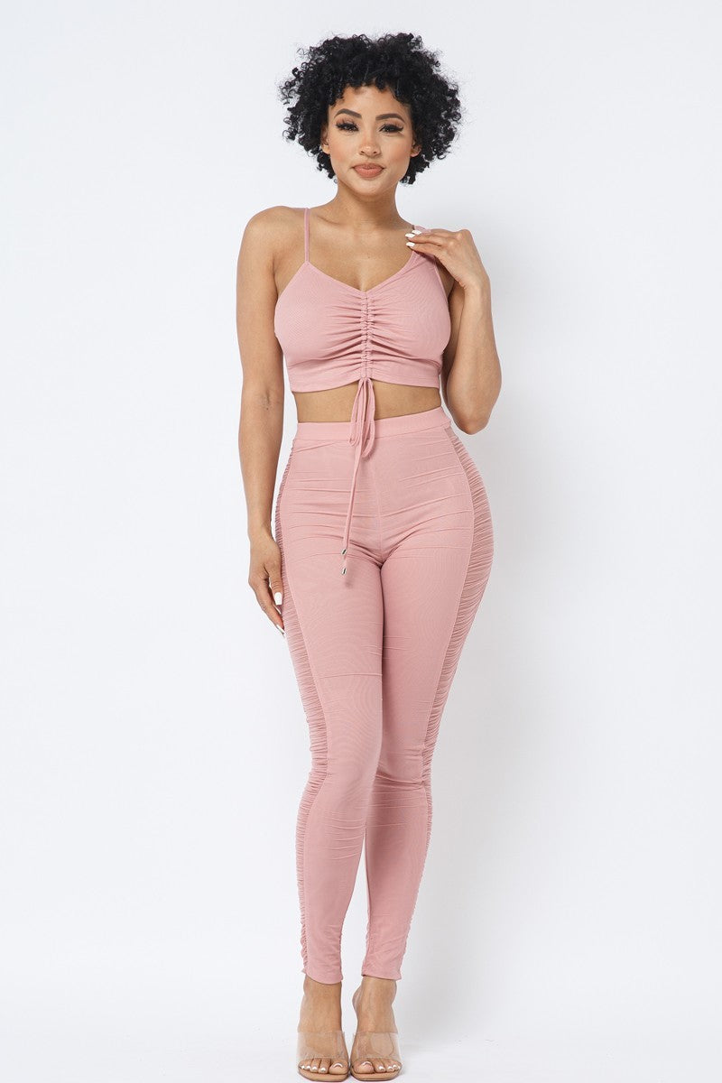Haut court froncé réglable à bretelles en maille avec leggings transparents assortis à panneau latéral