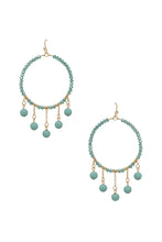 Charger l&#39;image dans la galerie, Boucle d&#39;oreille en perles rondes avec breloque boule d&#39;argile

