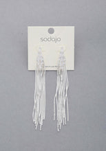 Load image into Gallery viewer, Sodajo Crystal Metal Chain Dangle Earring
